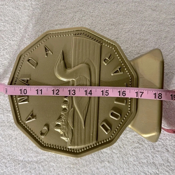 Vintage Playtoy Industries Plastic Loonie Coin Bank Piggy Bank - Picture 8 of 8